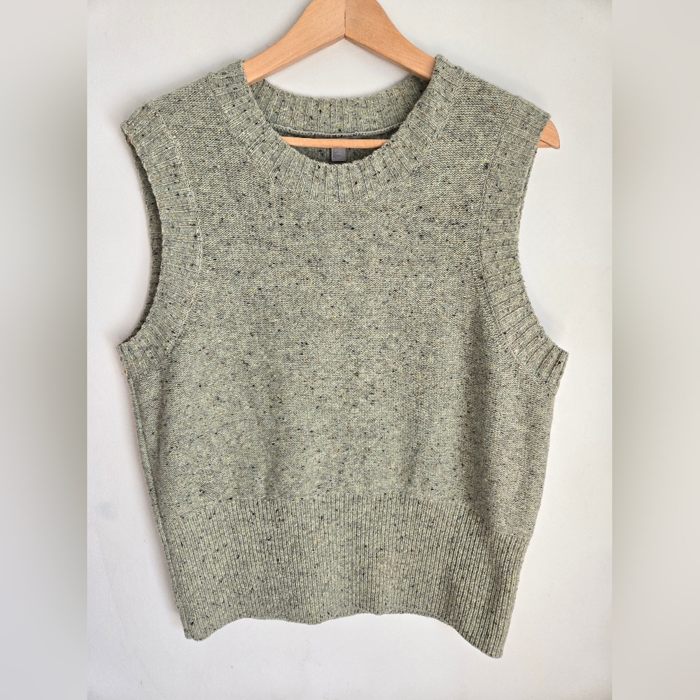 COS Speckled Light Green Wool Knit Sleeveless Sweater Vest